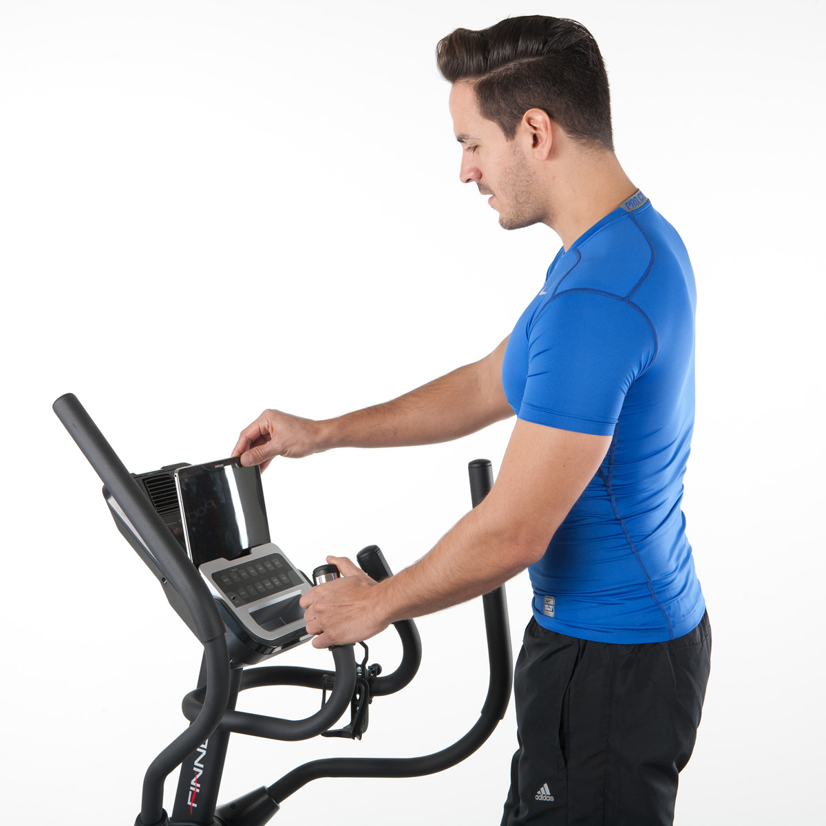 FINNLO by HAMMER Elliptical Cross Trainer Ellypsis E3000